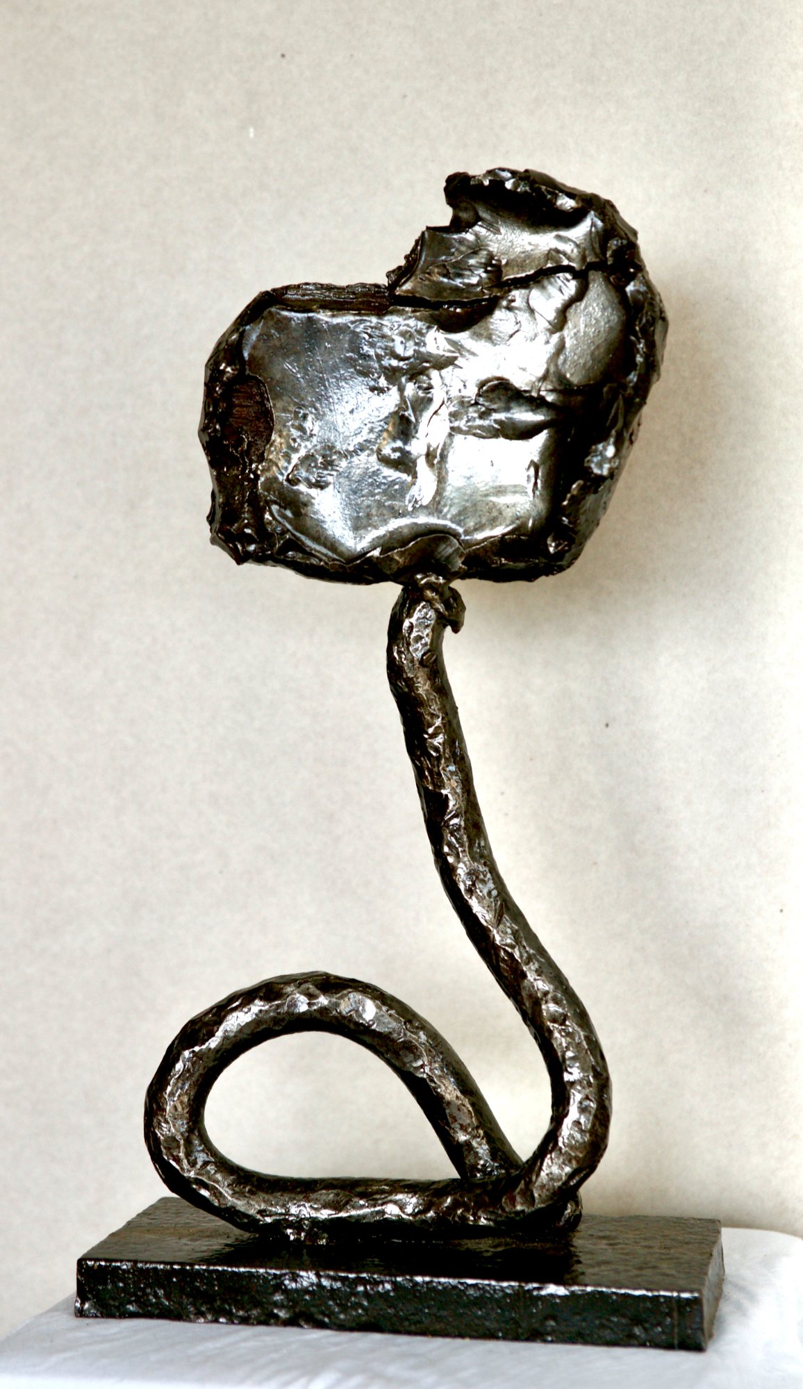 Sérénité, sculpture en métal de Pierre Le Caër